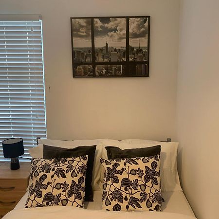 Central Stratford Cozy Double Room Londra Esterno foto