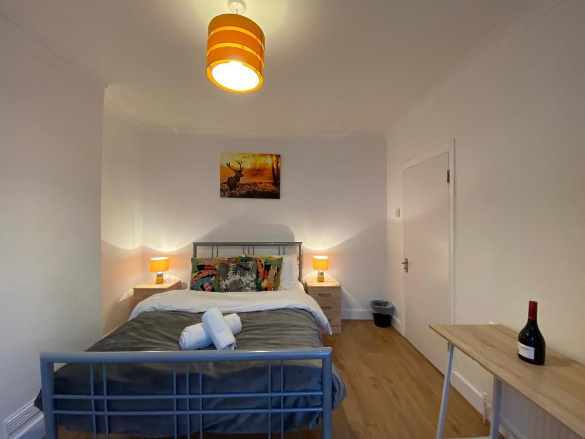 Central Stratford Cozy Double Room Londra Esterno foto