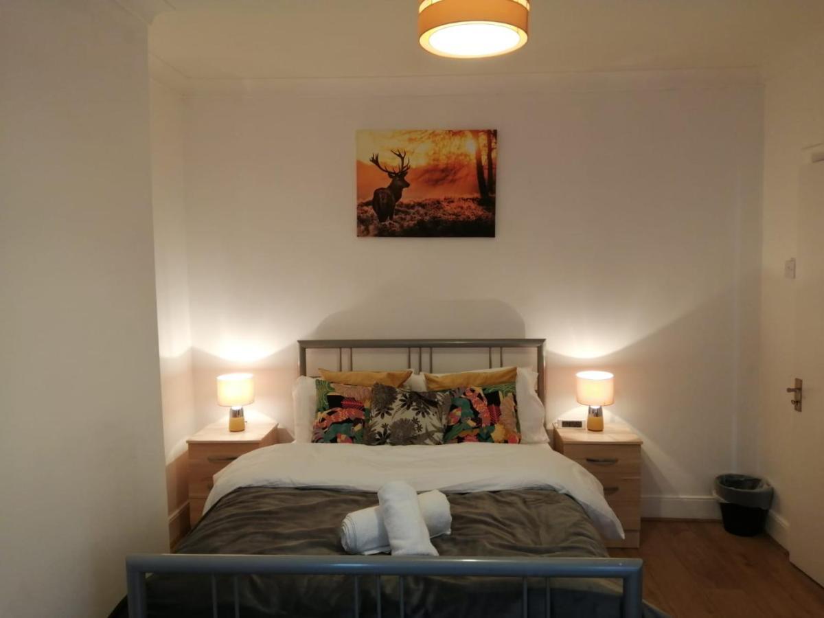 Central Stratford Cozy Double Room Londra Esterno foto