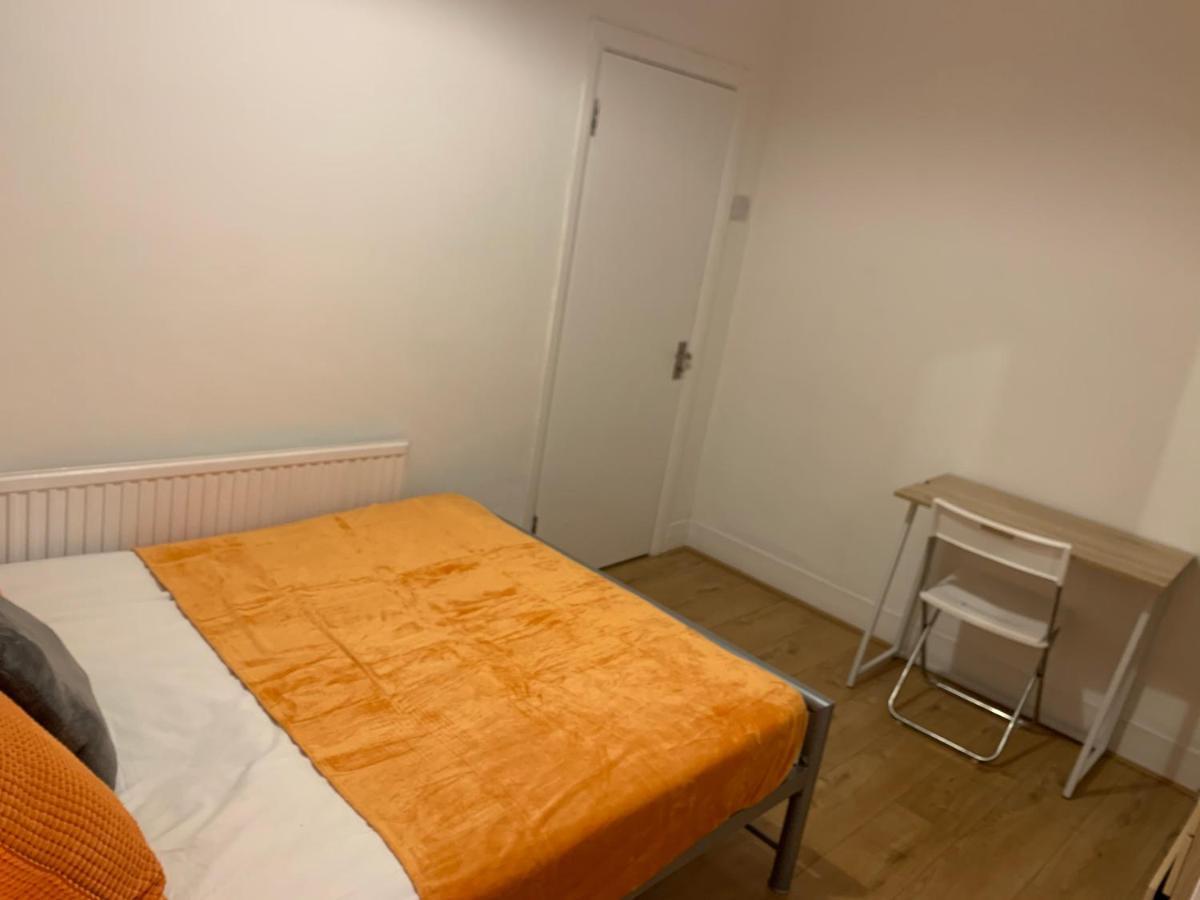 Central Stratford Cozy Double Room Londra Esterno foto