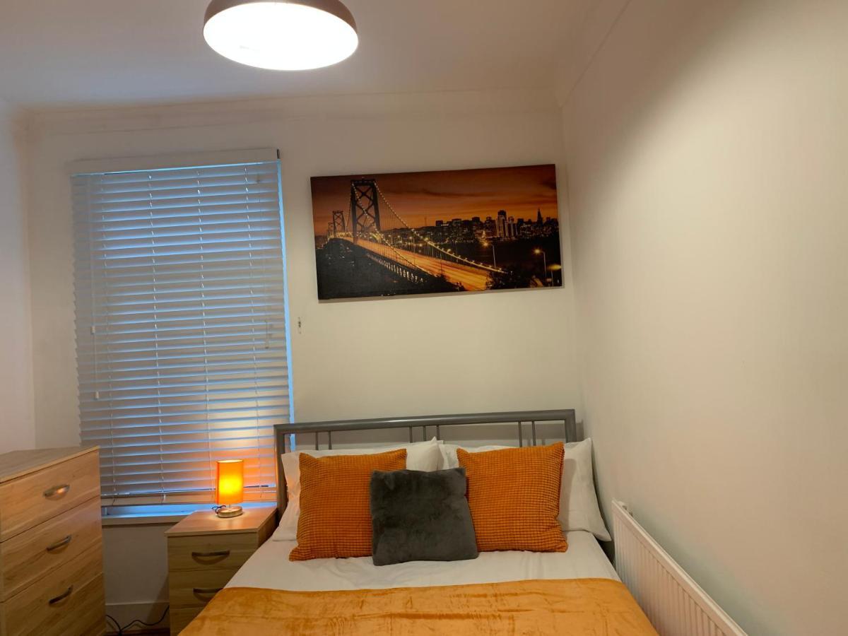 Central Stratford Cozy Double Room Londra Esterno foto