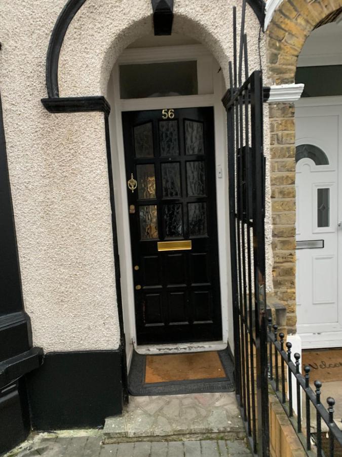 Central Stratford Cozy Double Room Londra Esterno foto
