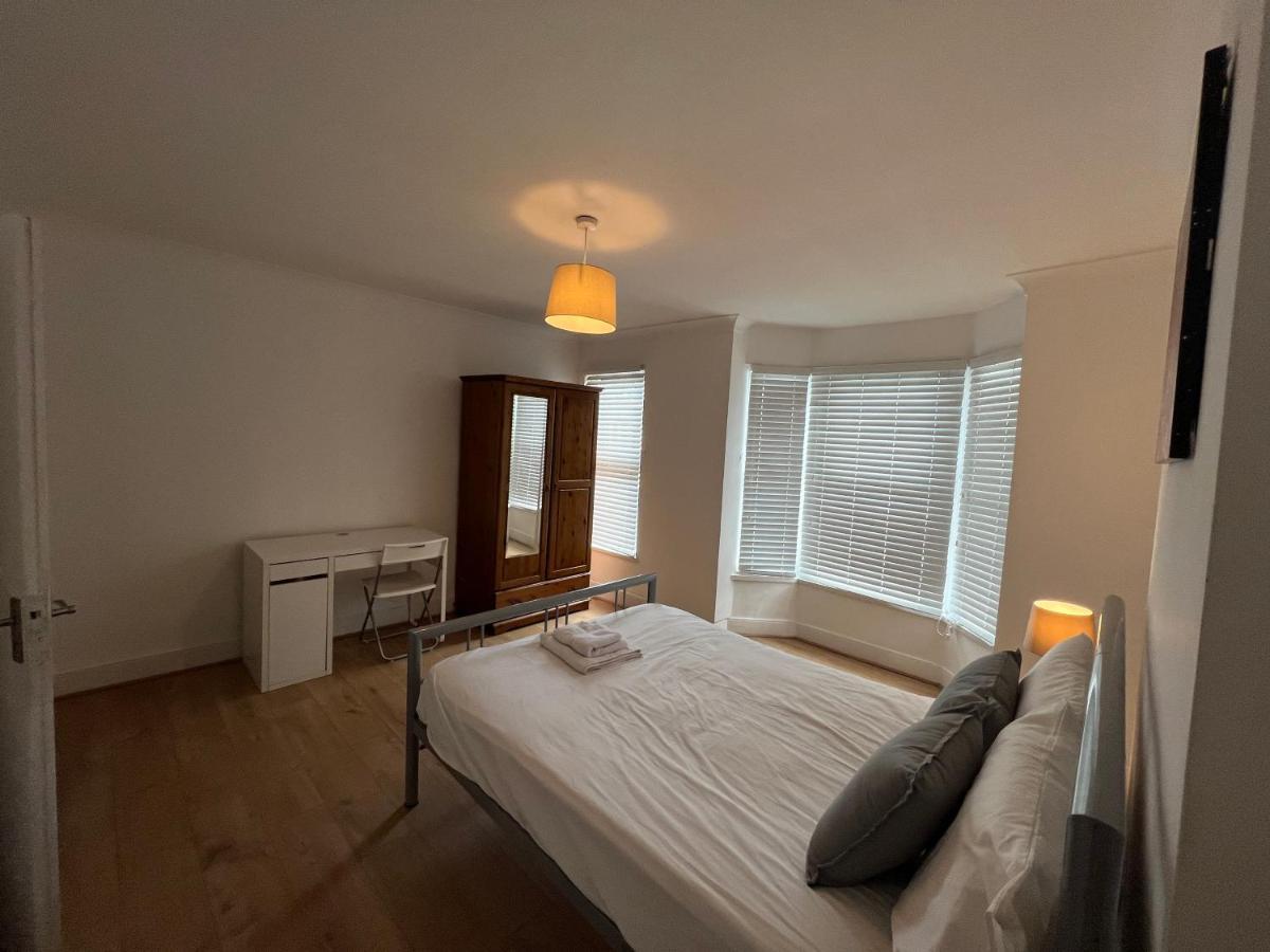 Central Stratford Cozy Double Room Londra Esterno foto