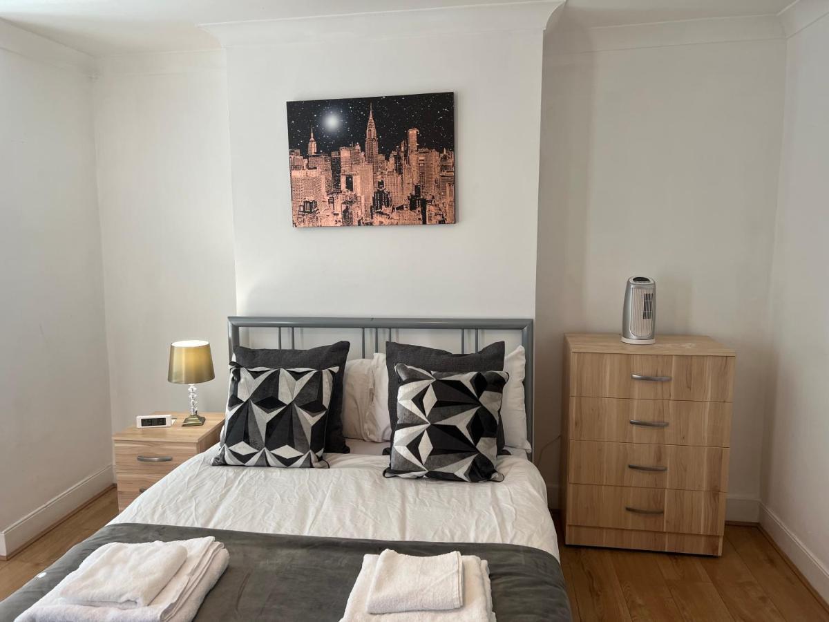 Central Stratford Cozy Double Room Londra Esterno foto